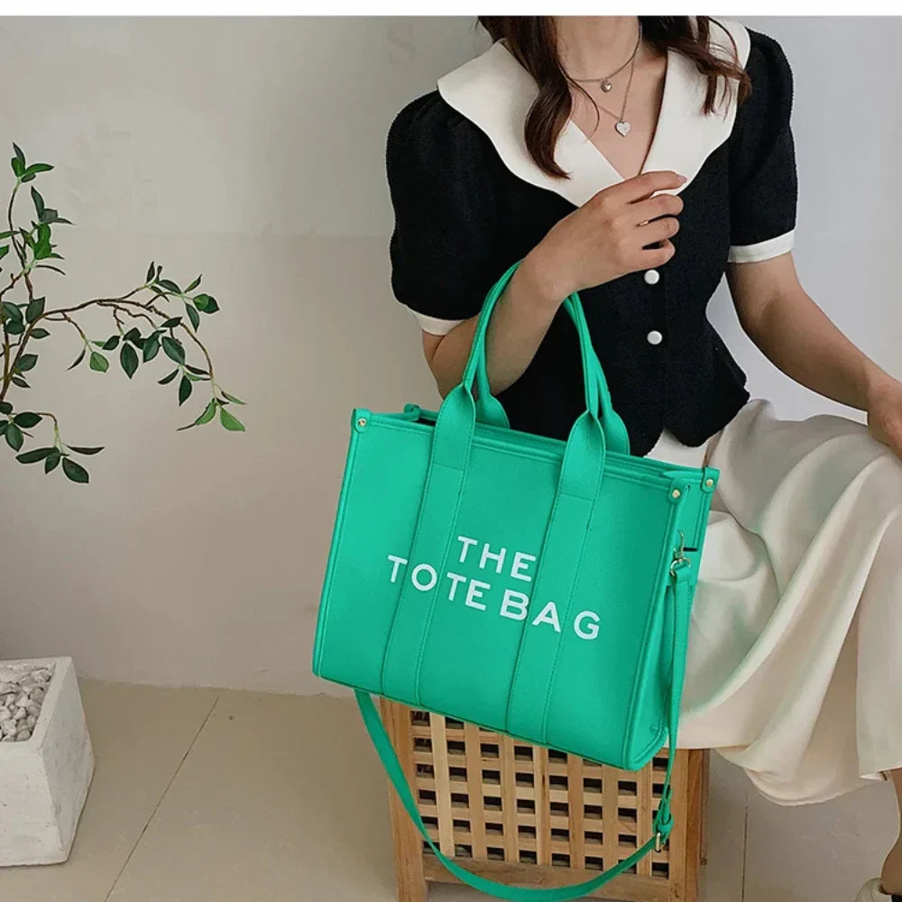 TOTE - Spacious travel bag-Elly Rose