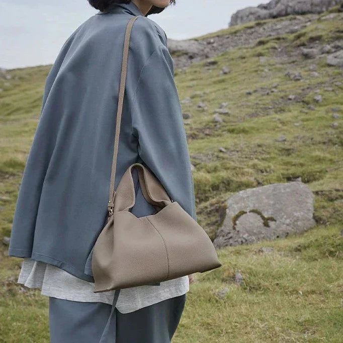 Wiona - New, unique and elegant vintage handbag-Elly Rose