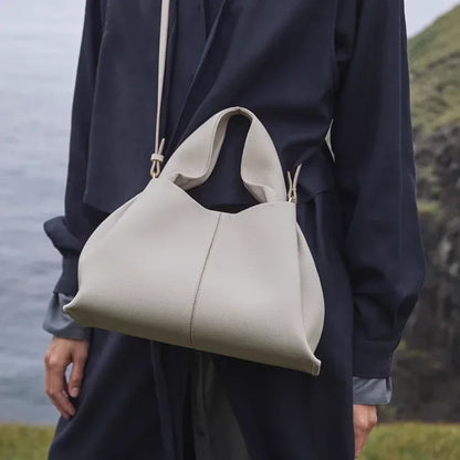 Wiona - New, unique and elegant vintage handbag-Elly Rose