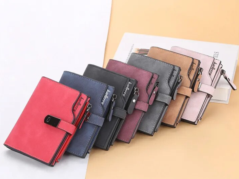 Compact wallet with magnetic loop | Practical and trendy-Elly Rose