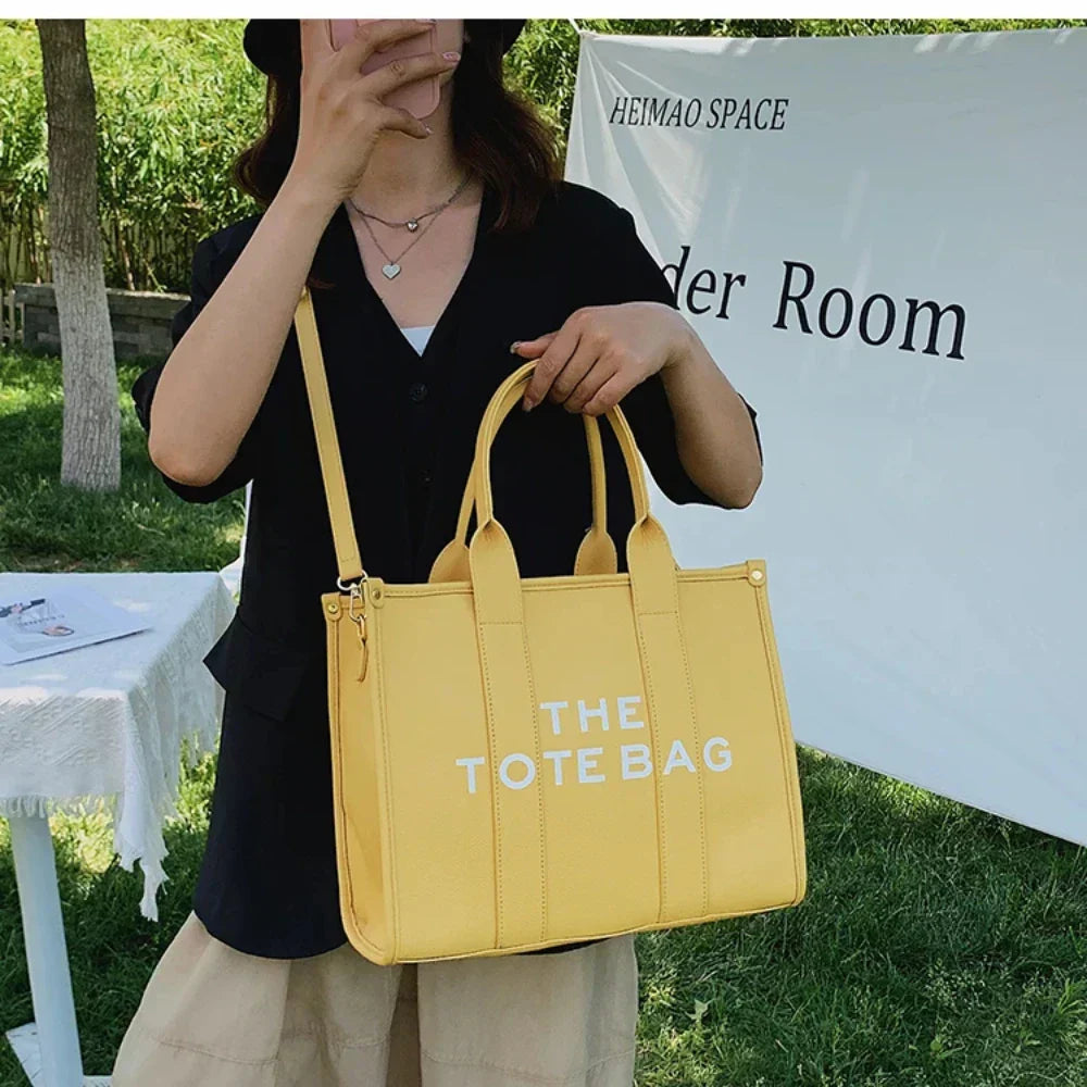 TOTE - Spacious travel bag-Elly Rose