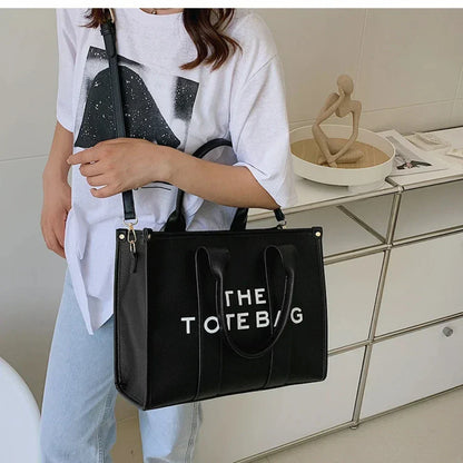 TOTE - Spacious travel bag-Elly Rose