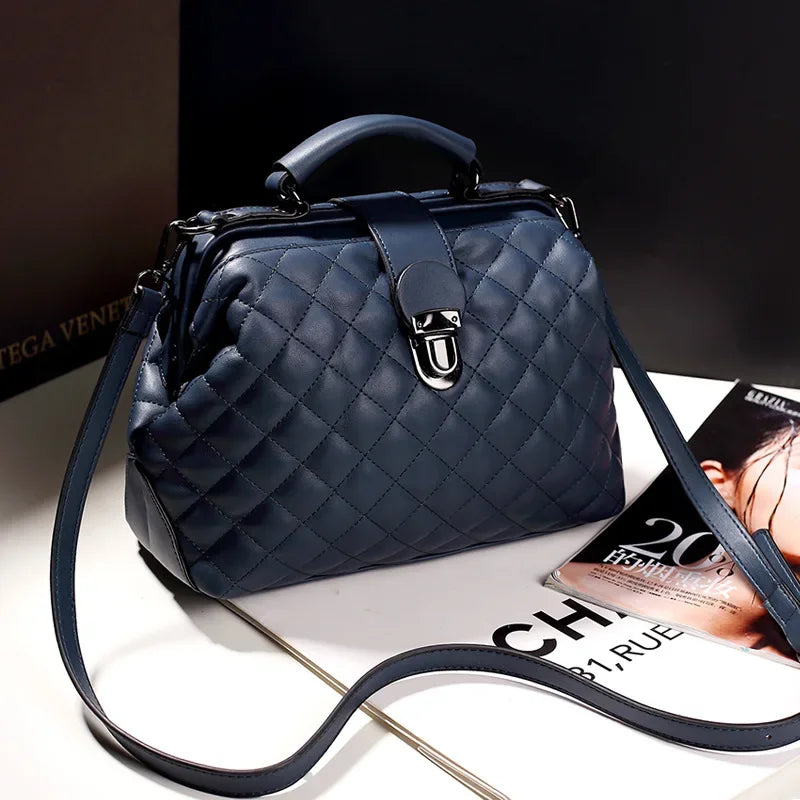 Elva | Vintage-inspired handbag with metal closure-Elly Rose