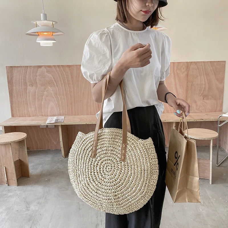 Zoë | Elegant and multifunctional handmade straw bag-Elly Rose