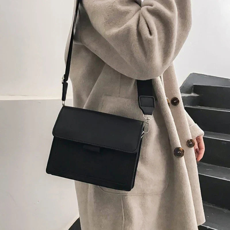 Retro chic shoulder bag-Elly Rose