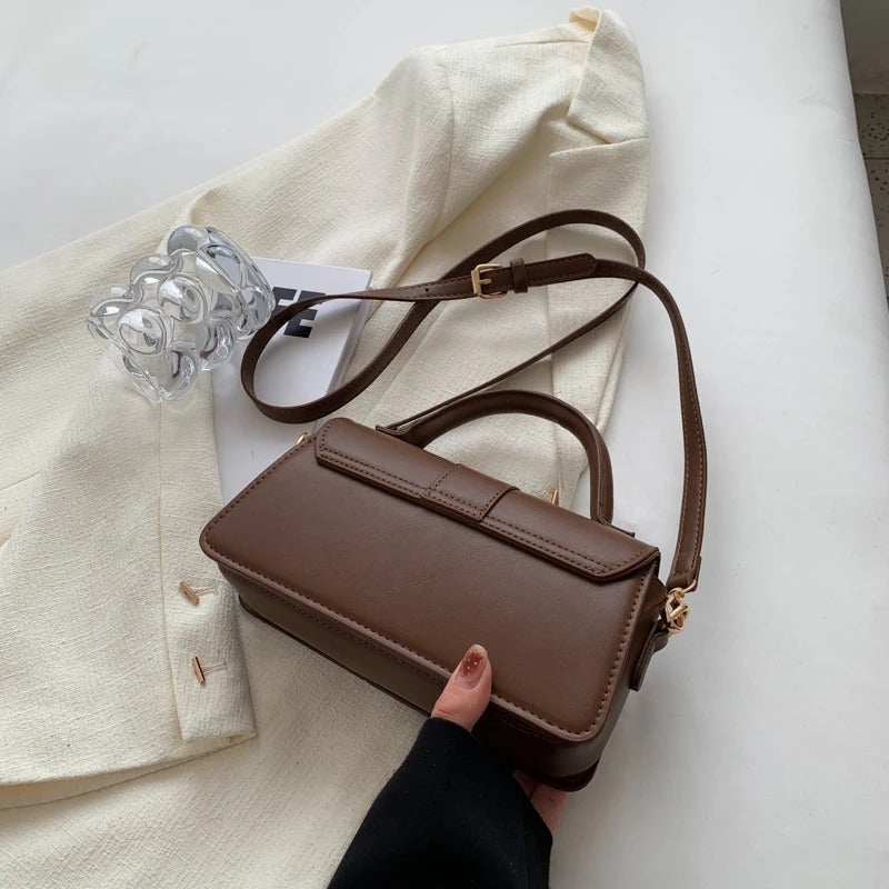 Timeless charm - Vintage handbag-Elly Rose